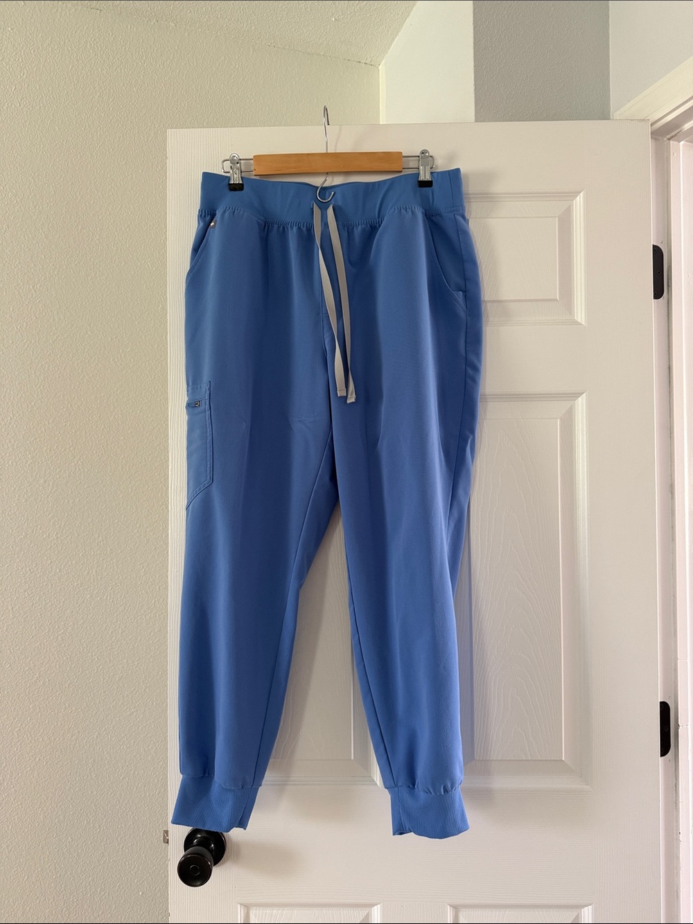 Figs Women's Ceil Blue Drawstring Jogger Pants